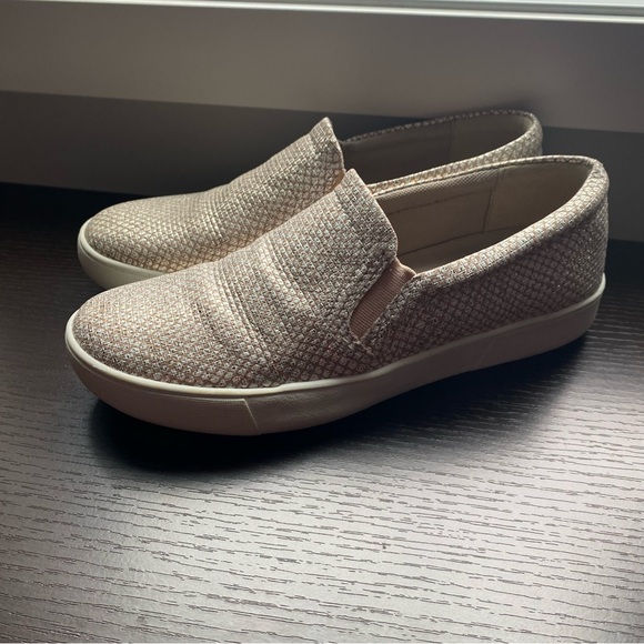 Naturalizer Marianne Gold Champagne Leather Slip On Sneakers Loafers Flats - Picture 3 of 6